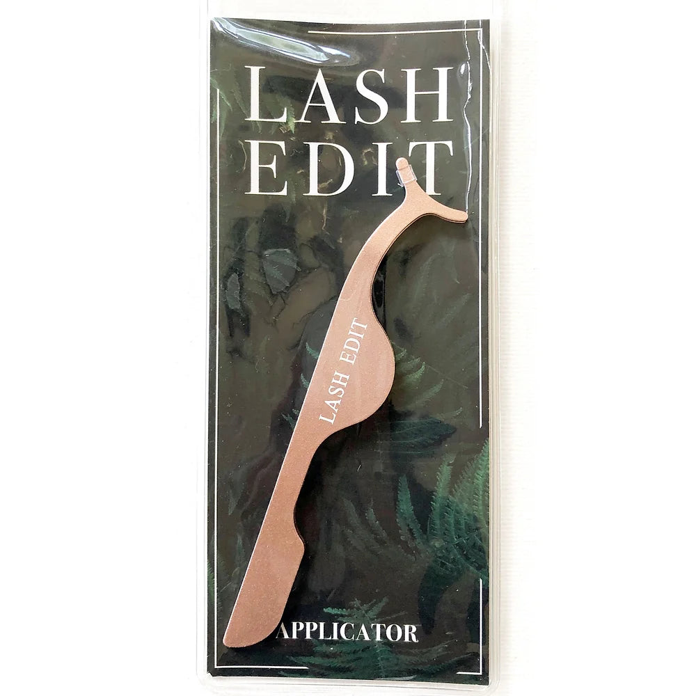Eyelash applicator